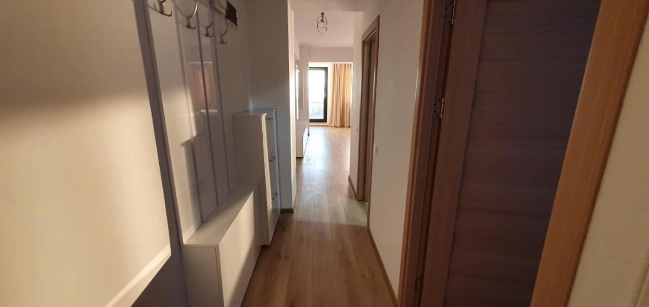 Myamar Apartment Mamaia Eksteriør billede