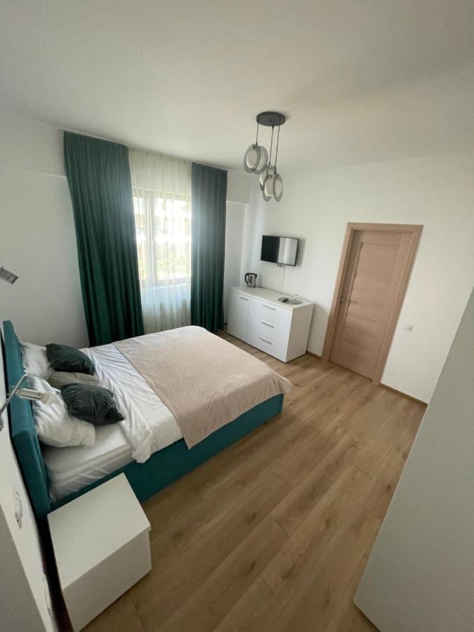 Myamar Apartment Mamaia Eksteriør billede