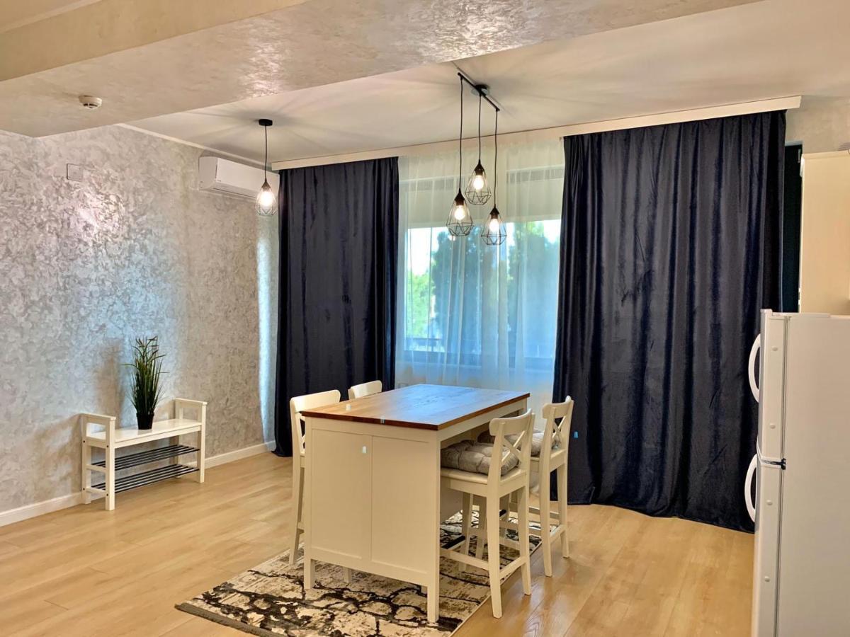 Myamar Apartment Mamaia Eksteriør billede