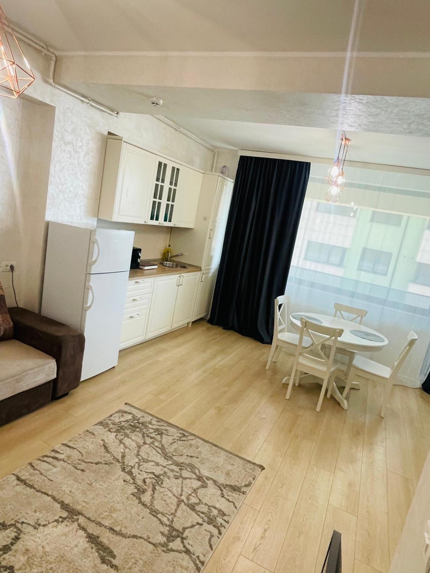 Myamar Apartment Mamaia Eksteriør billede
